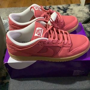 Nike SB Dunk low